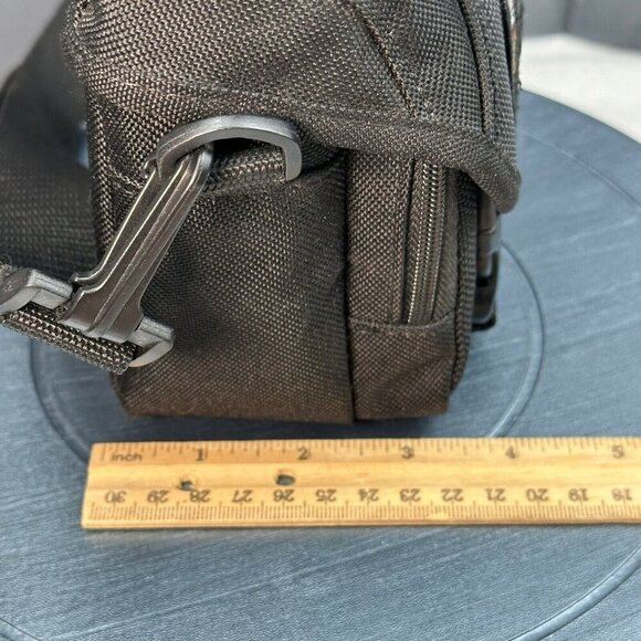 Vintage Tamrac 5292 Digital Camera Shoulder/Hip Bag Near Mint Compact - Picture 4 of 13